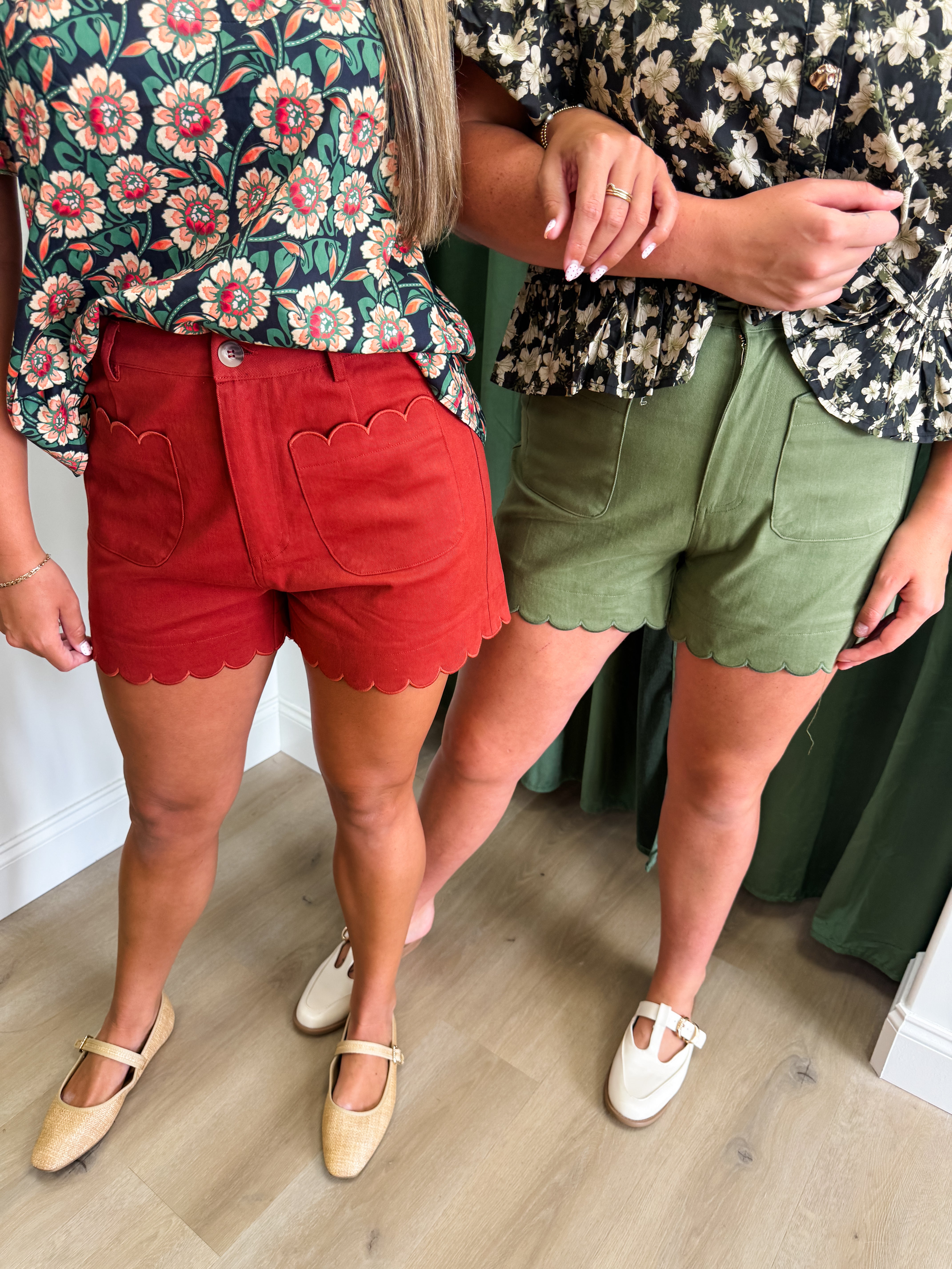 Sweet Scallop Shorts