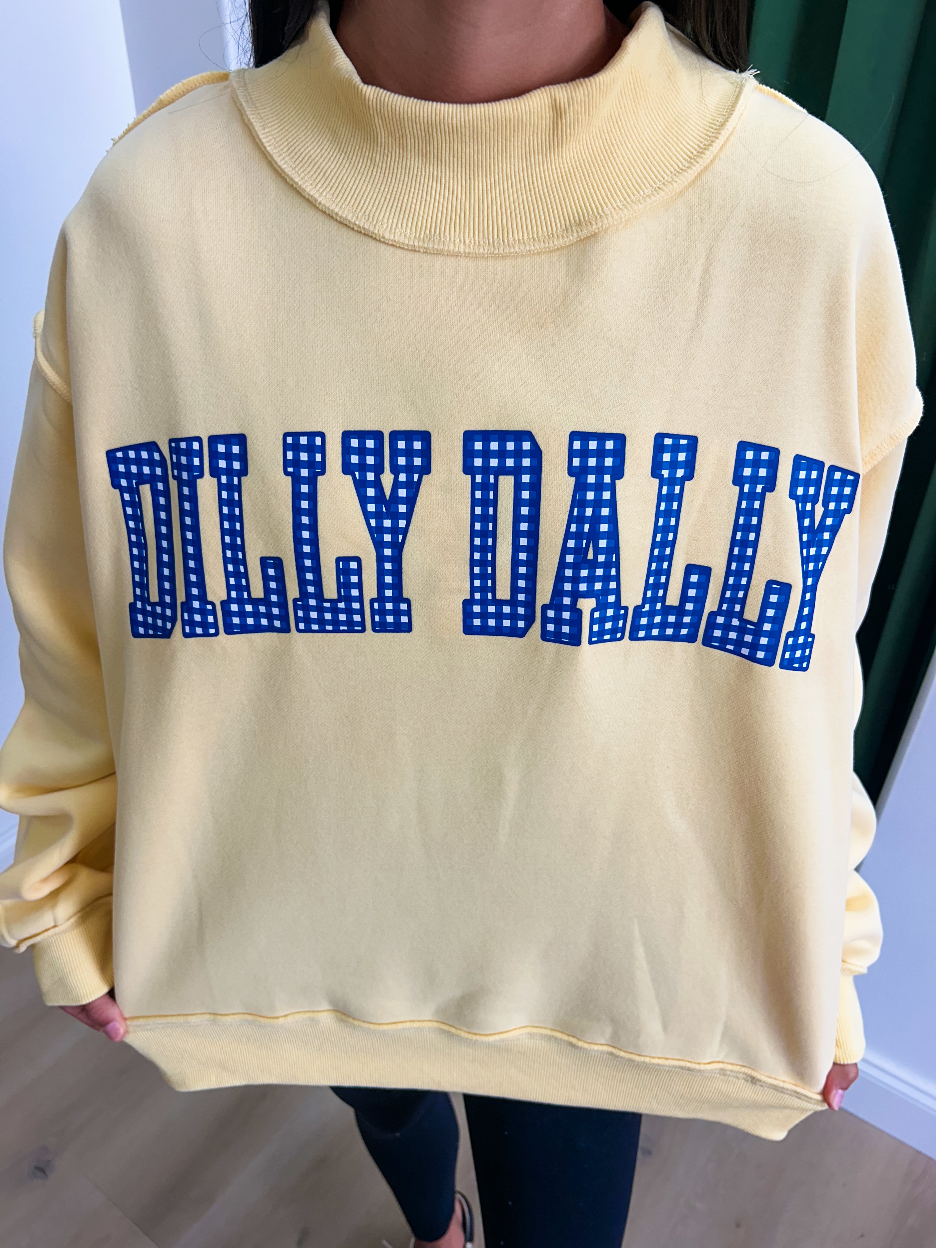 MOCKNECK - DILLY DALLY YELLOW