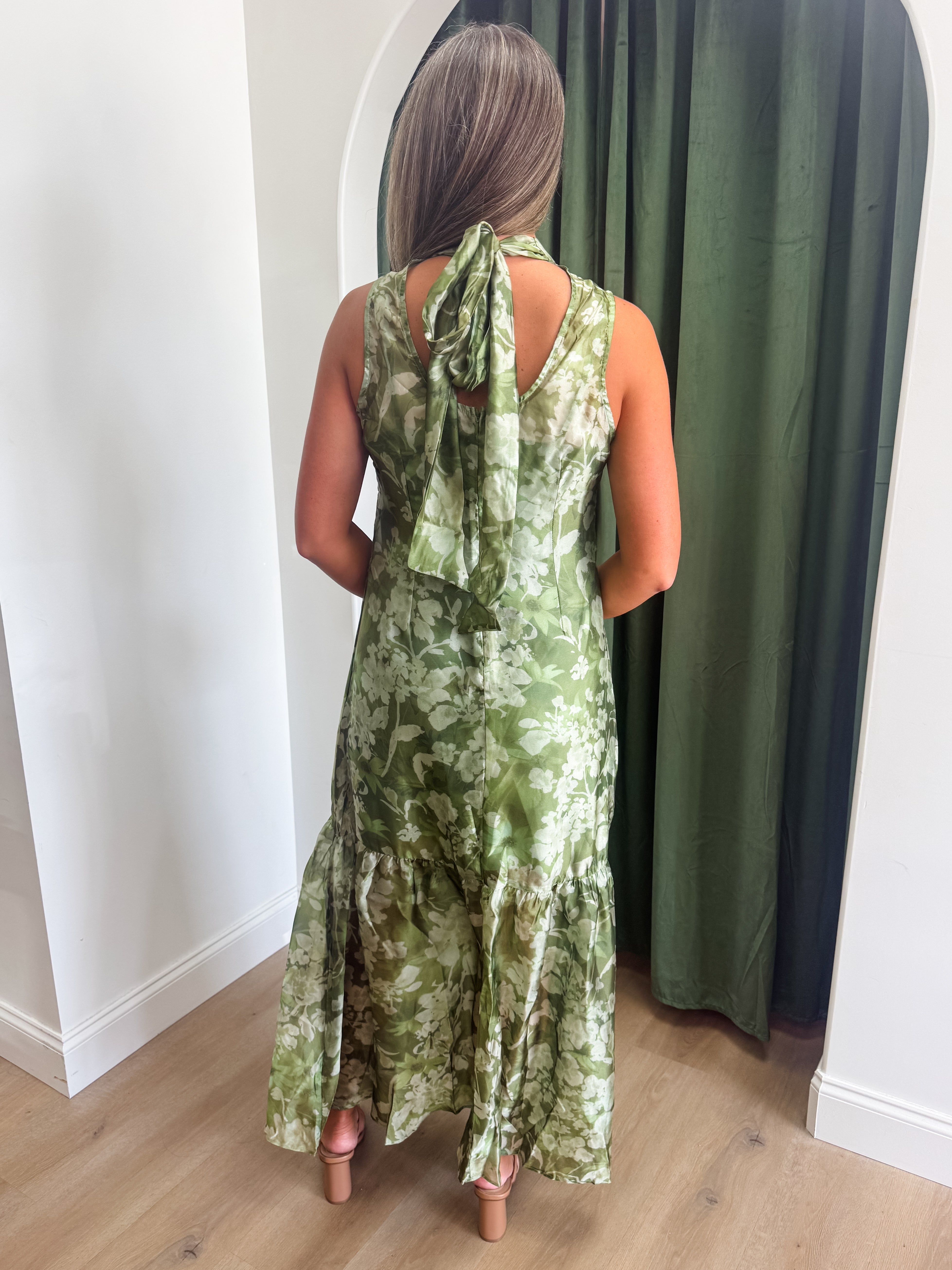 Finest Florals Midi Dress