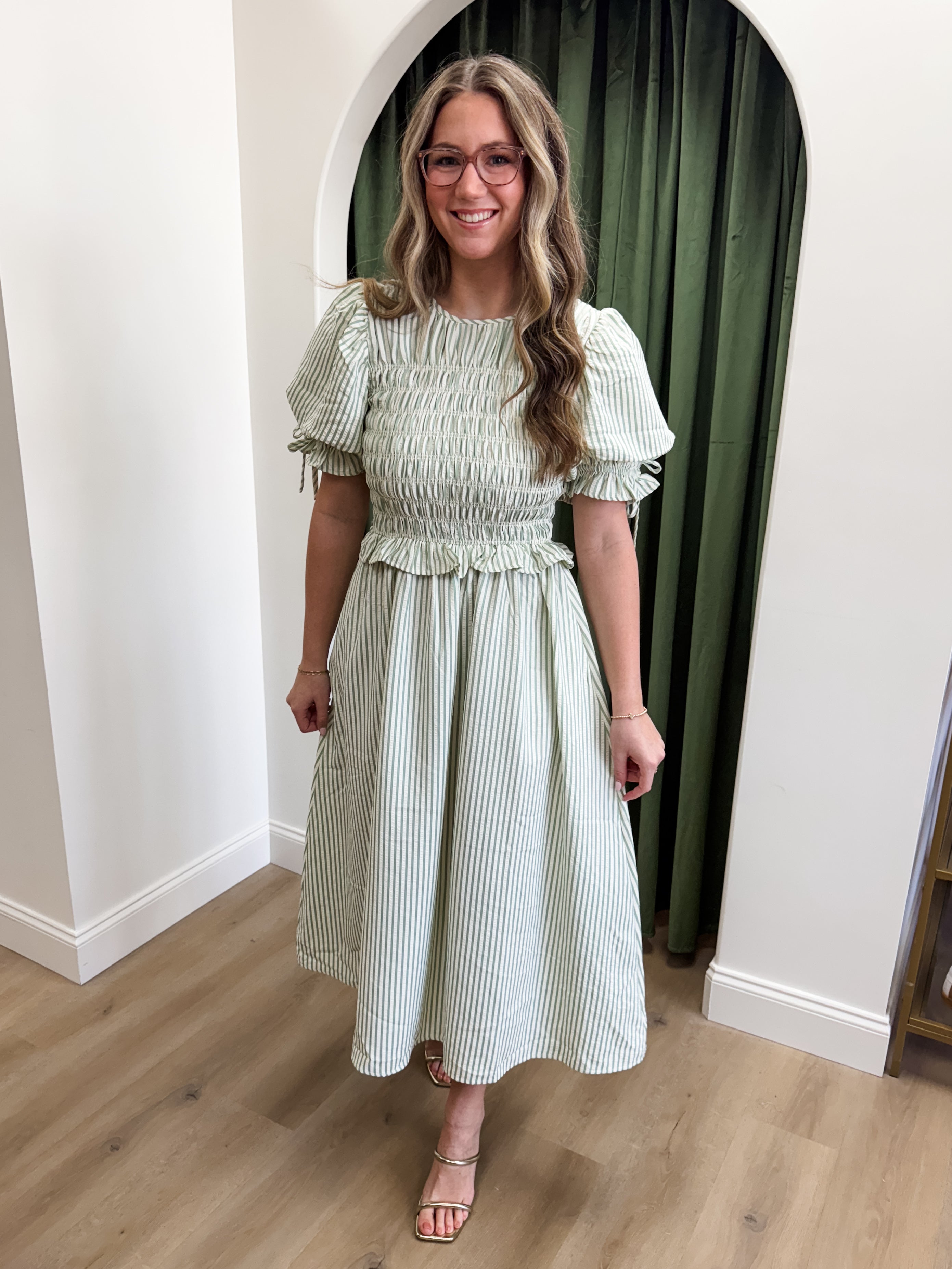 Turning Dress Midi Dress