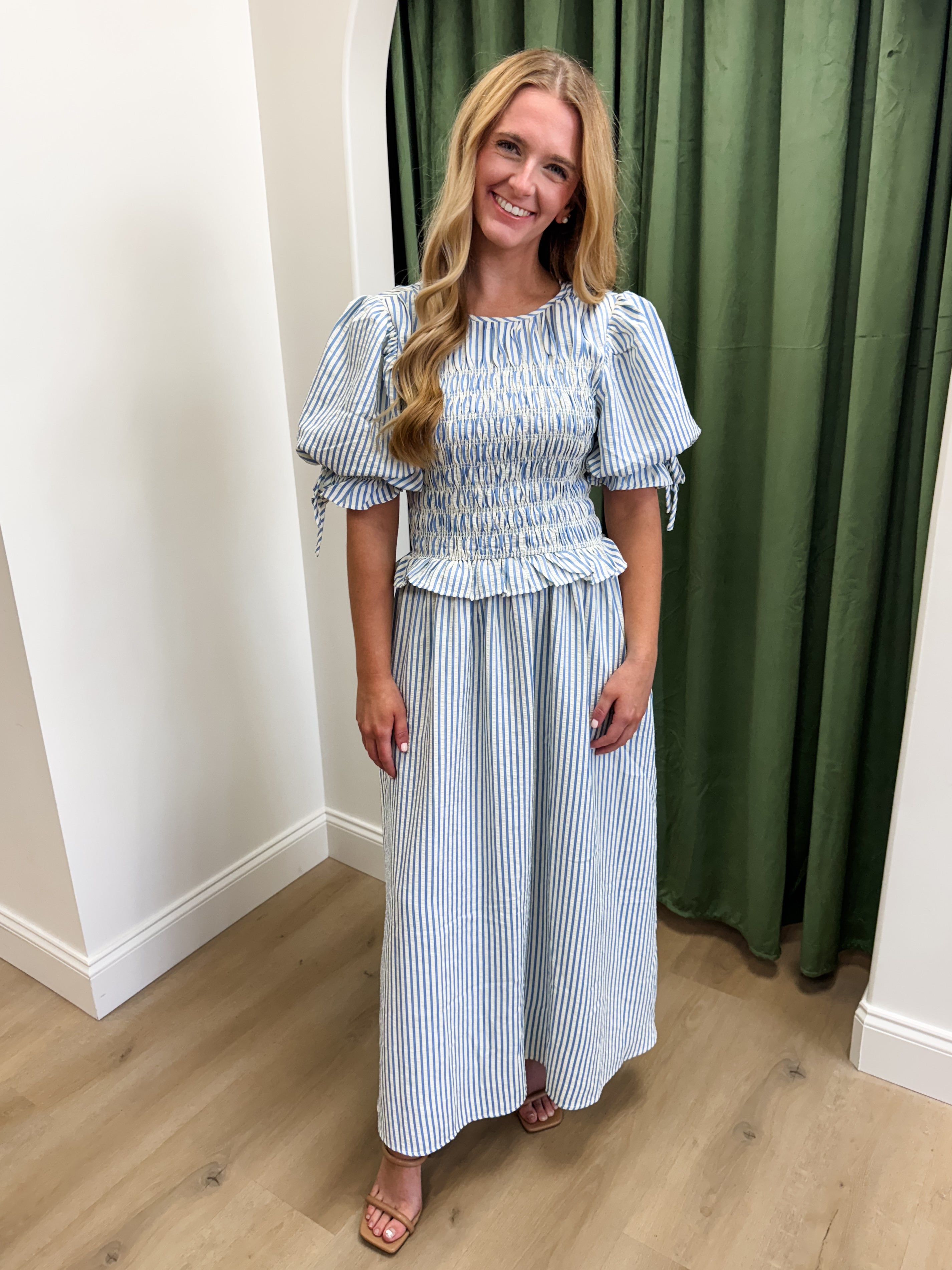 Turning Dress Midi Dress