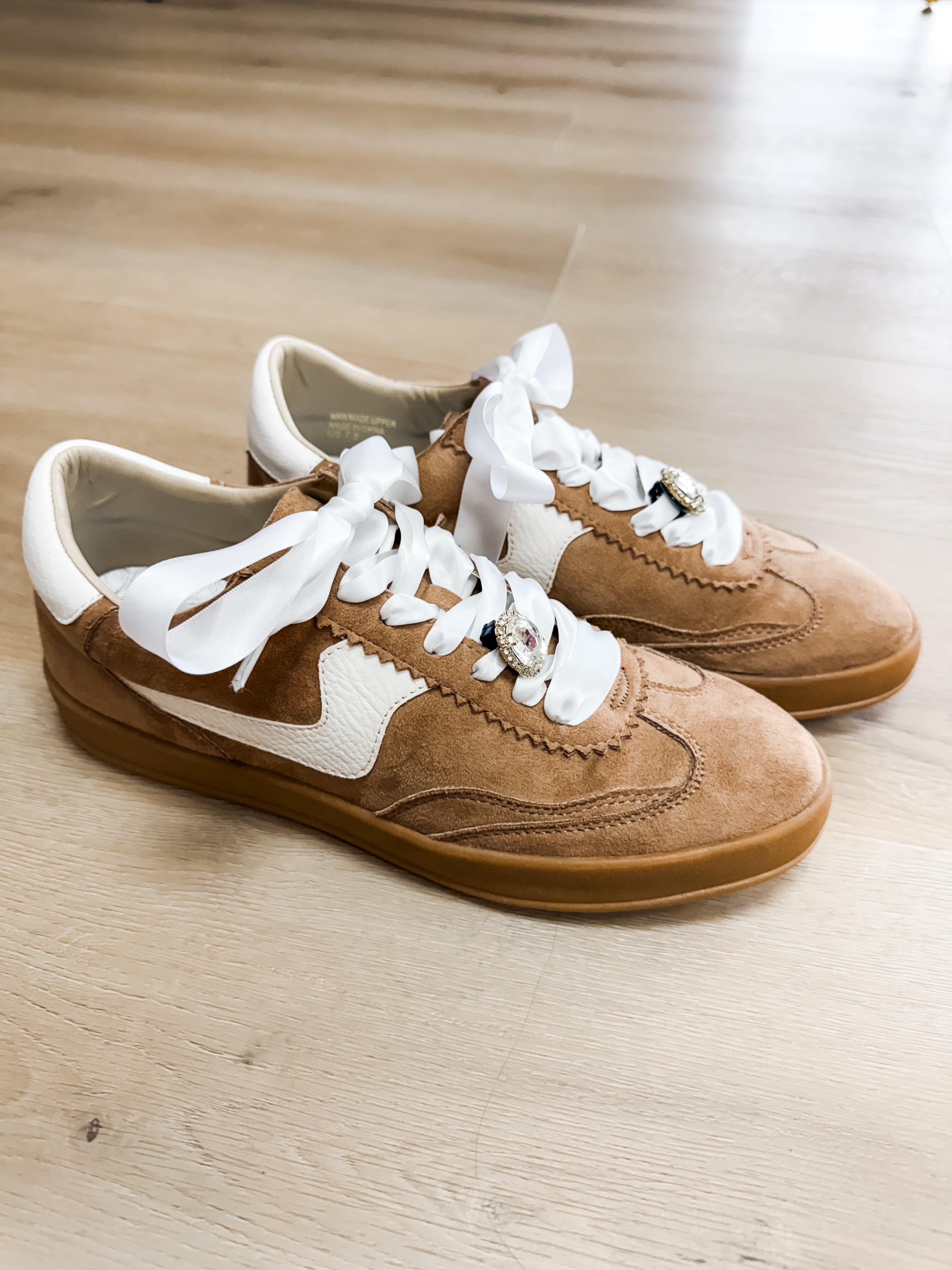 Destiny Brown Sneakers