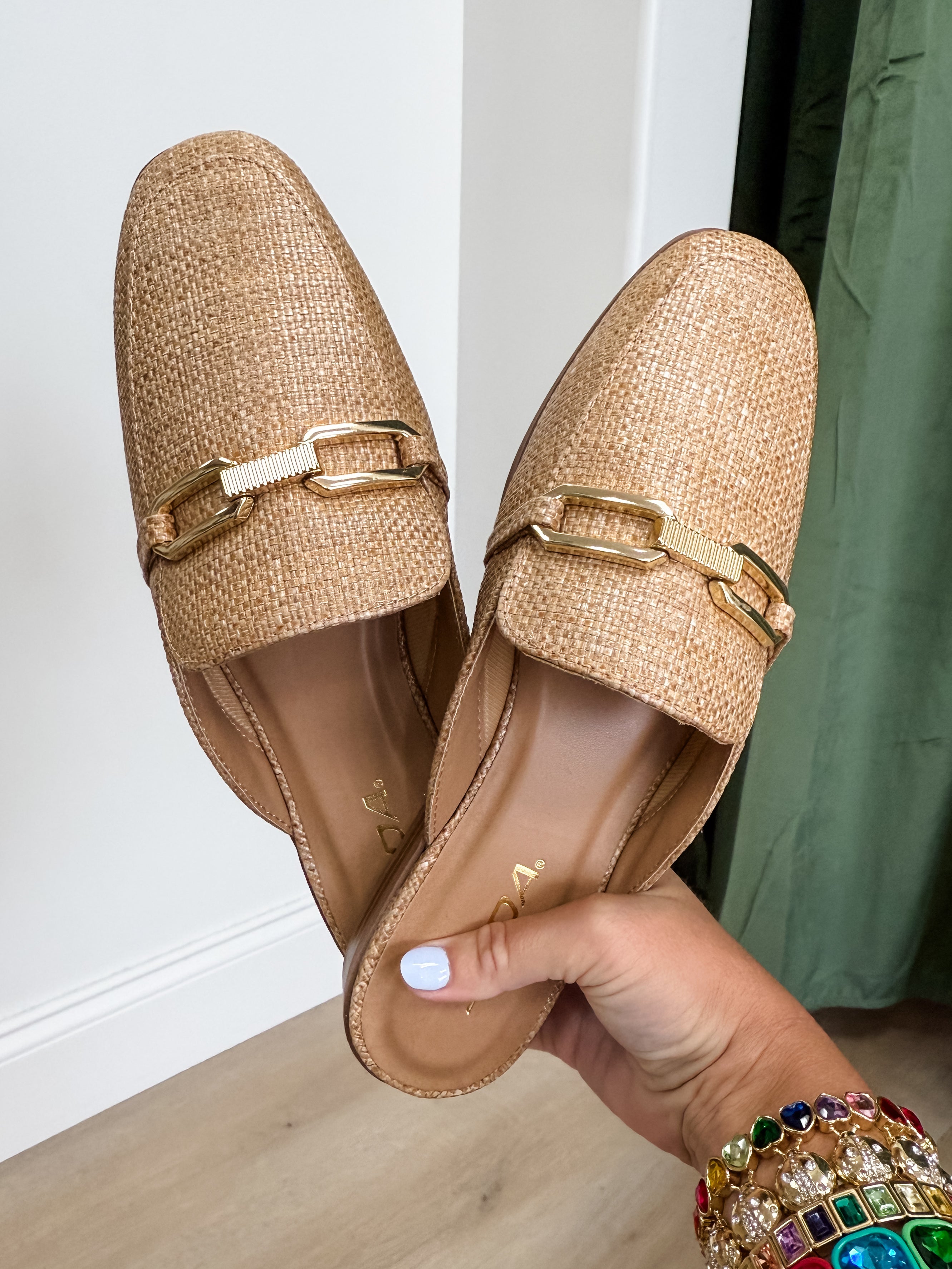 Eleanor Flat - Raffia
